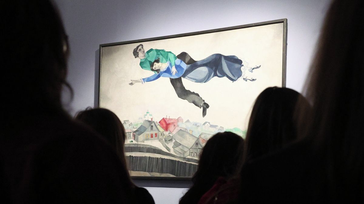 „Útěk před realitou.“ Rusové chodí za kulturou, aby nemuseli myslet na válku